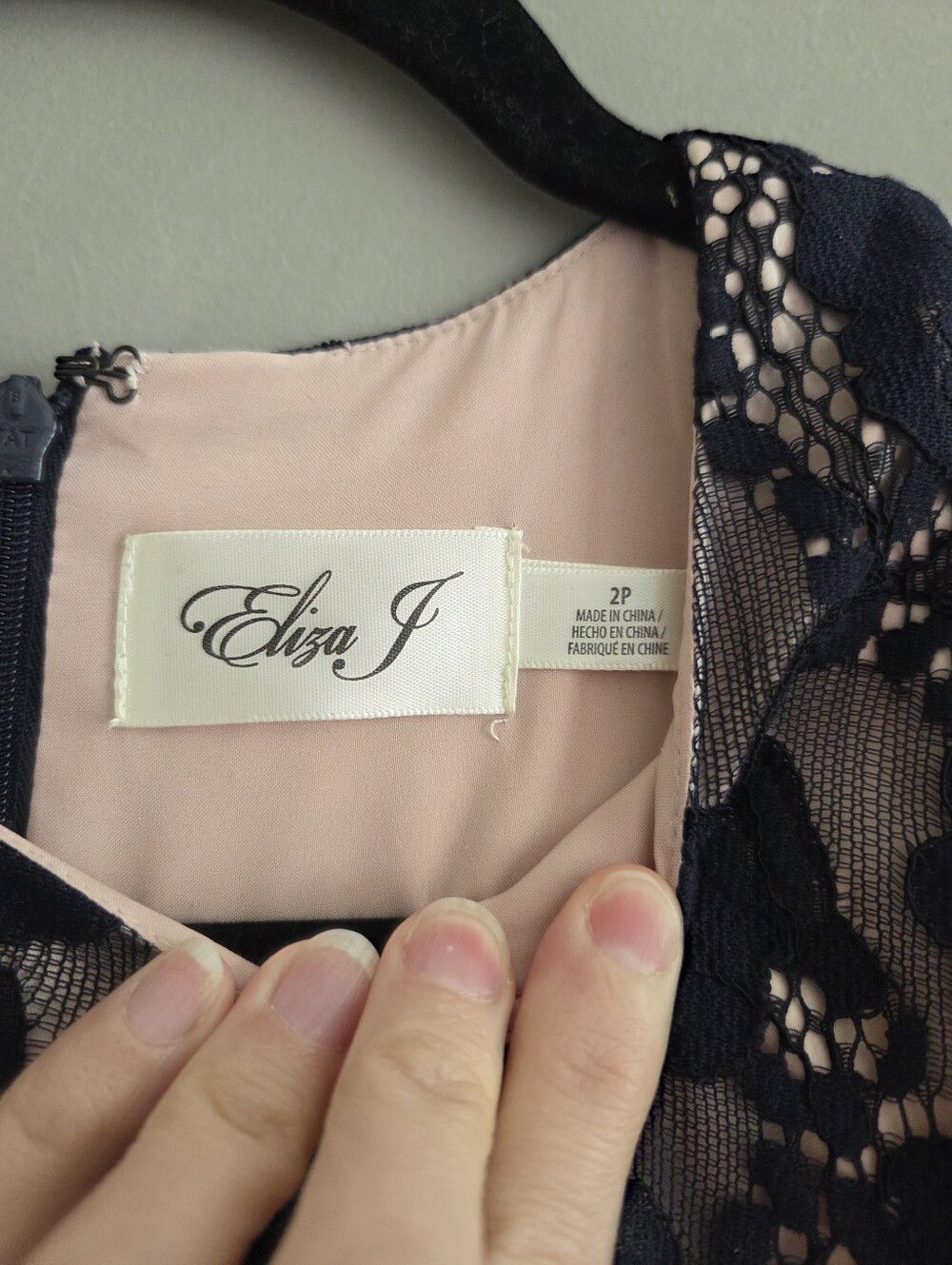 Eliza J Sleeveless Petite FloralLace Drop Waist Mini Dress Dark Navy Size 2P - Picture 4 of 7